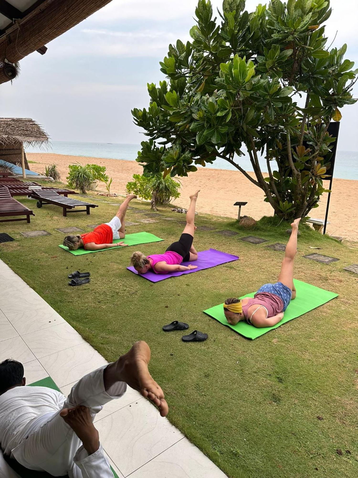 Ocean Of Life Ayurveda Hotel Индурува Экстерьер фото