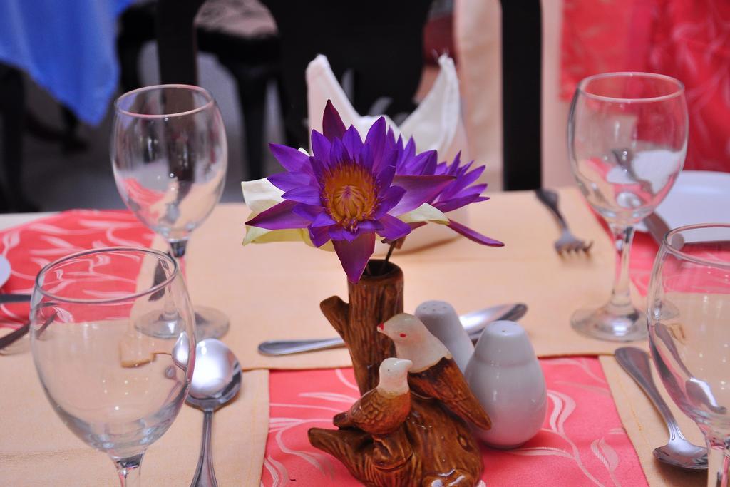 Ocean Of Life Ayurveda Hotel Индурува Экстерьер фото